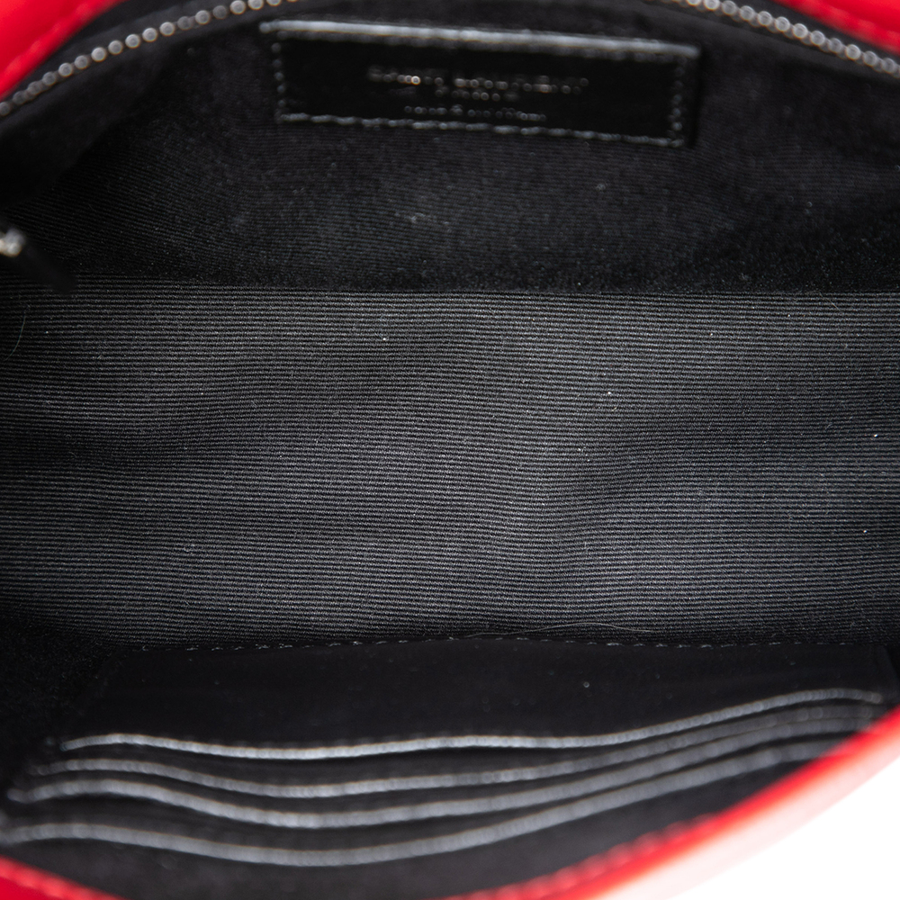 Pre-Loved Saint Laurent Crinkled Calfskin Niki Wallet on Chain - Picture 4 of 6